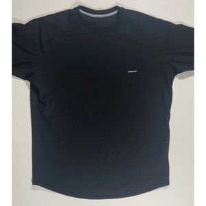 Patagonia long sleeve shirt. Good used condition.